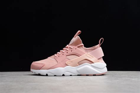 huarache run ultra pink